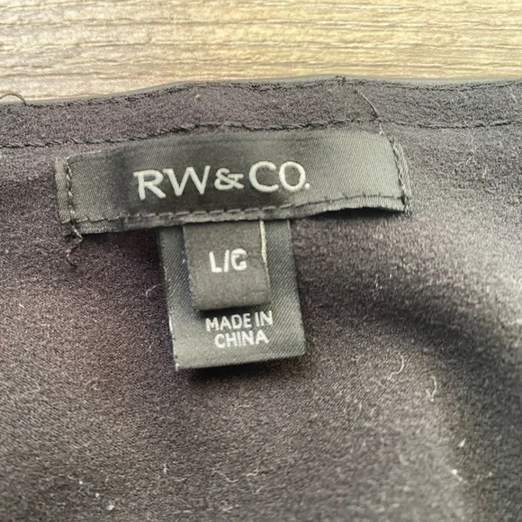 RW&CO black high rise faux leather leggings - Picture 5 of 10